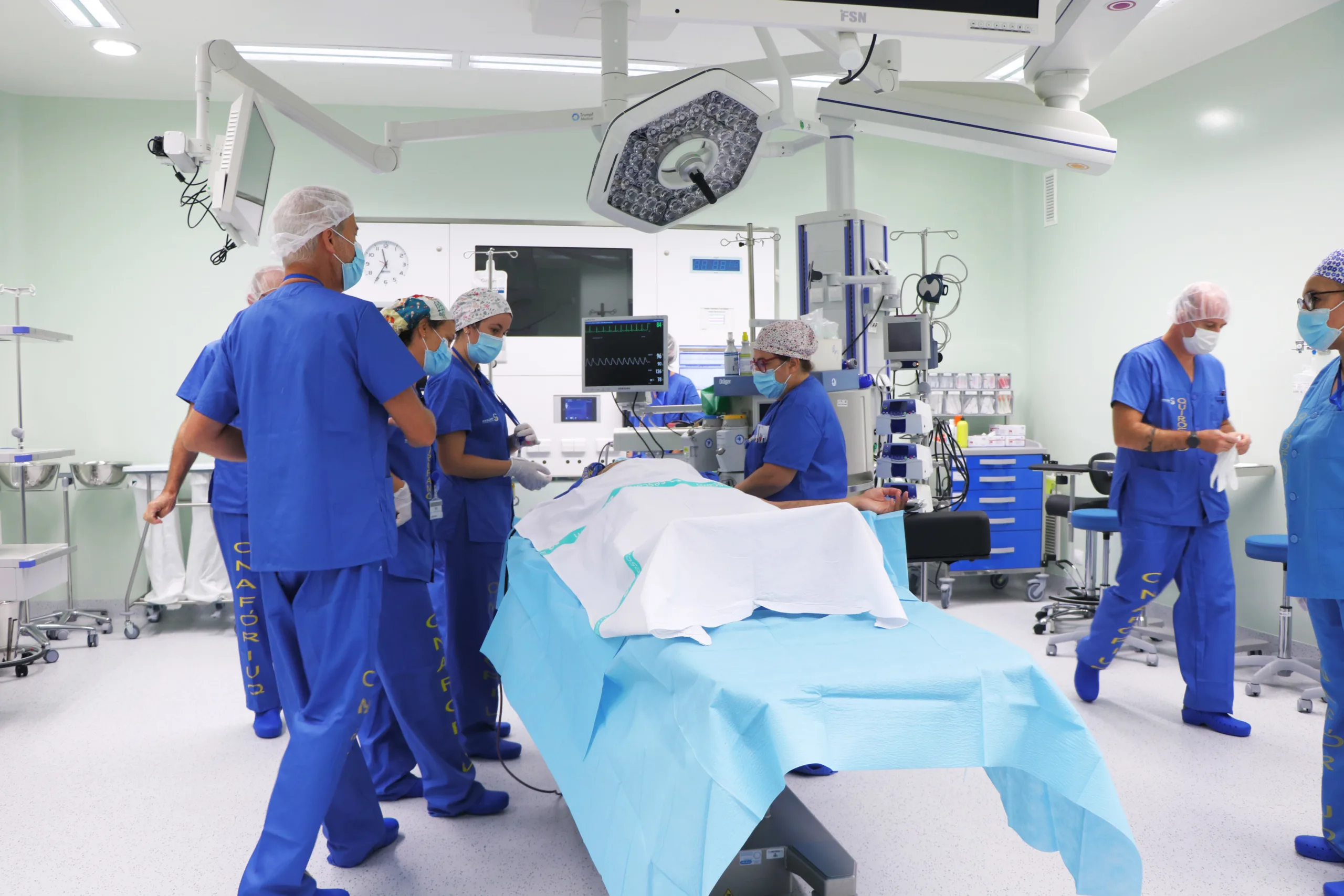 SCS presenta una oferta «razonable» para médicos y confía en acuerdo para retomar actividad quirúrgica de tarde