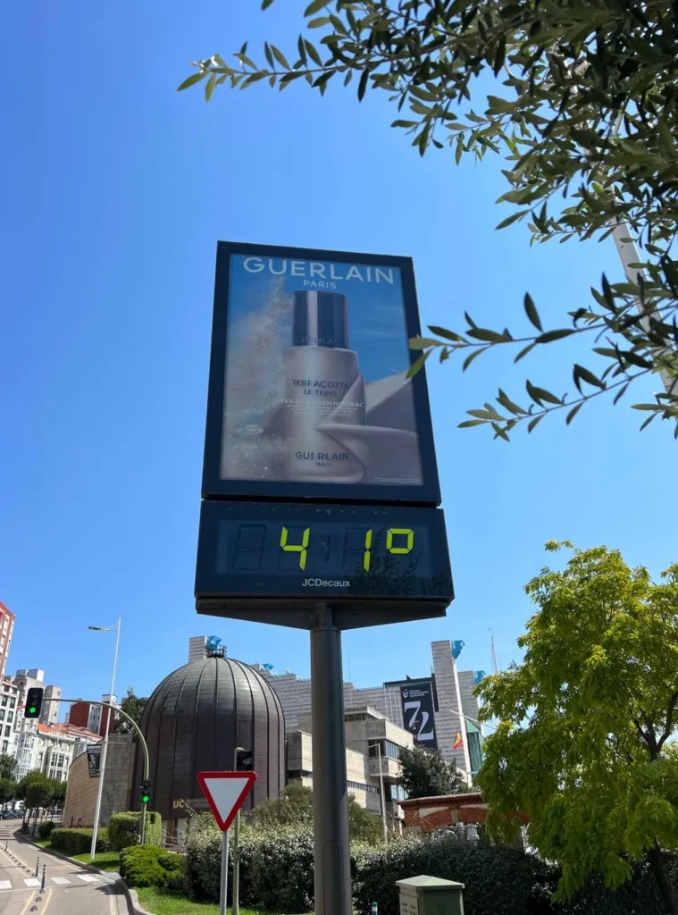 Foto de un termómetro en Santander - Enrique Marcos Photos
